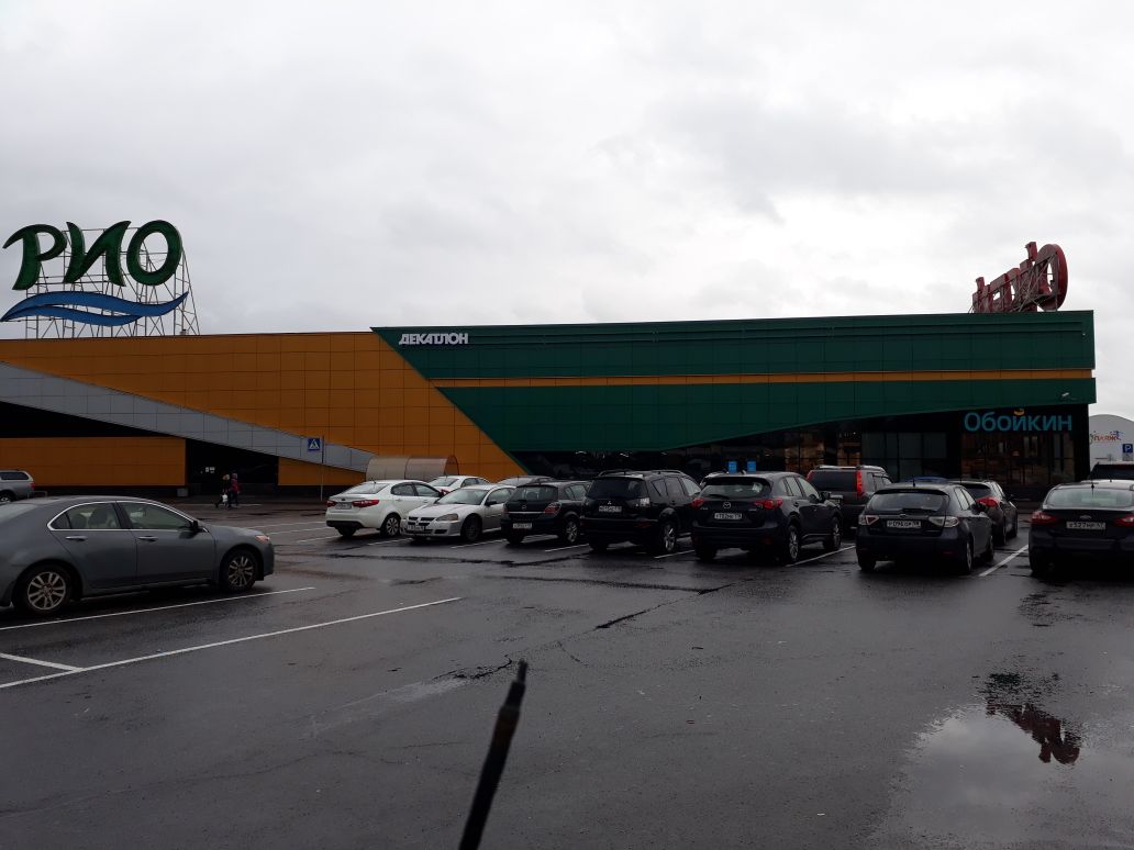 Огни Большого Города оформили новый Decathlon