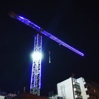 Контурная подсветка строительного крана